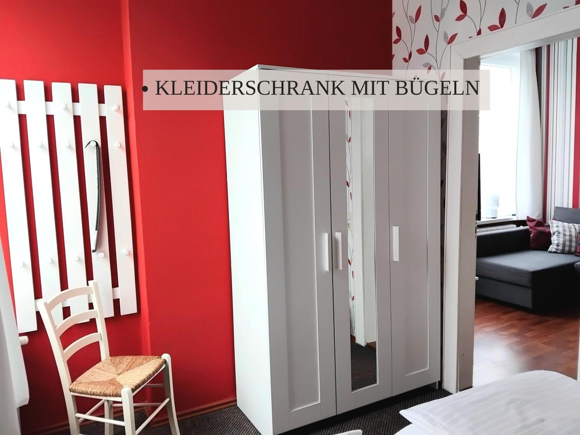 Haus Krabbe Apartments, Zentral Gelegen Im Idyllischen Nordseeort Zwischen Bremerhaven Und Cuxhaven, Hunde Kostenfrei Willkommen, Hauseigene Kostenfreie Parkplaetze 뢰멘 외부 사진